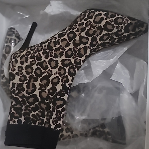 Boot By Steve Madden - Picture 2 of 8